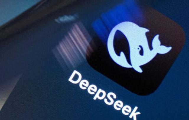 Deepseek对话ChatGPT，谁是真人工智能？揭秘智能科技的幕后英雄